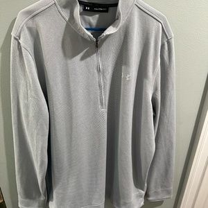 Under Armour Sweatshirt